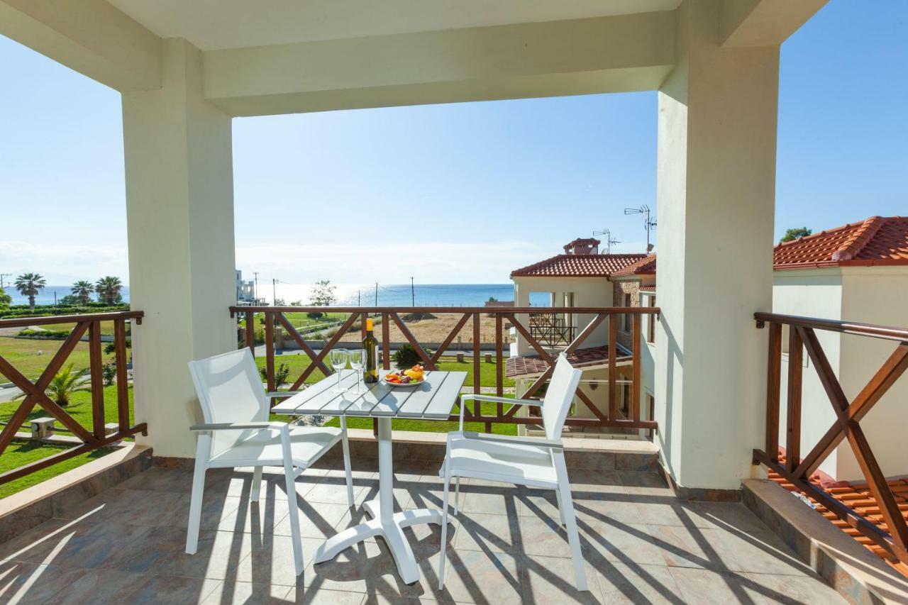 Sunset Villas Посіді Екстер'єр фото
